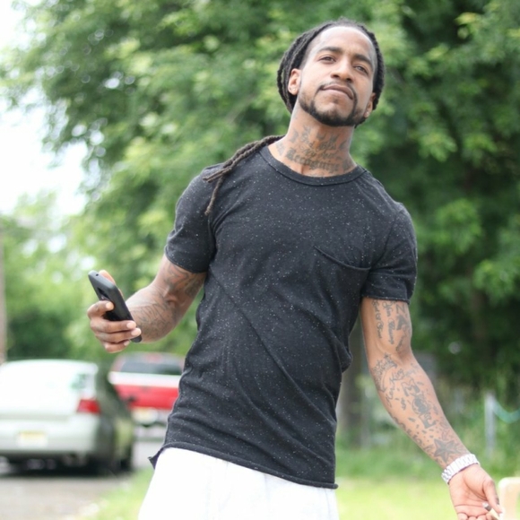 Meet your Posher, Leon - Picture 2 of 3